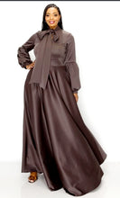 Load image into Gallery viewer, Bow Tie Maxi w/ Bubble Sleeves