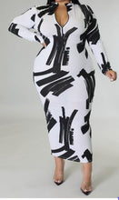Load image into Gallery viewer, Print Dress (Black/White)